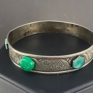 Vintage Estate Bangle Bracelet Silver Tone Floral Etched Green Stones 7.75